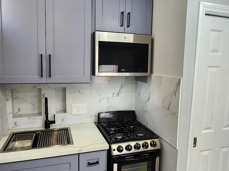 148 E Tamarack Ave #13 — Photo 7