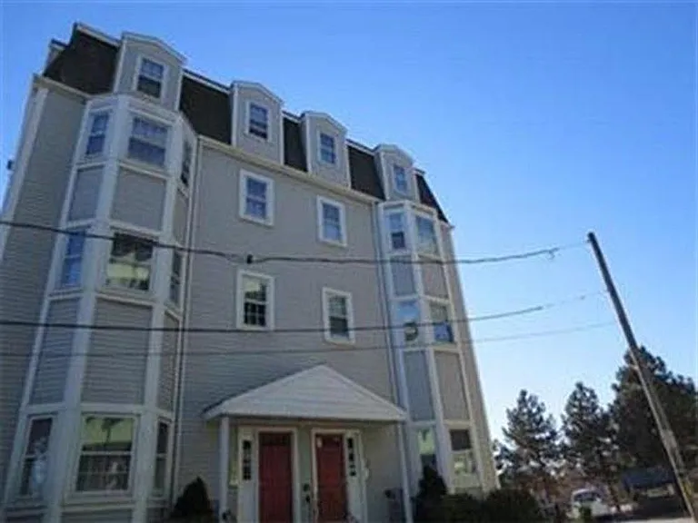 21 Chestnut St #2 — Photo 15