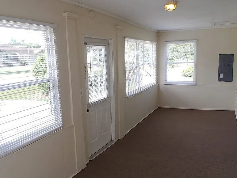 423 Main St #A — Photo 13