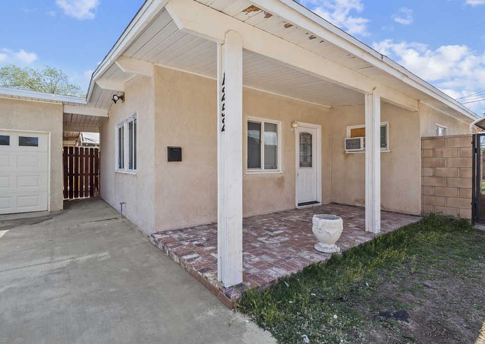 1st image of 1252 W Avenue H15