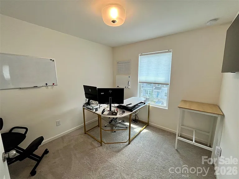 11005 Woodland Creek Way — Photo 14