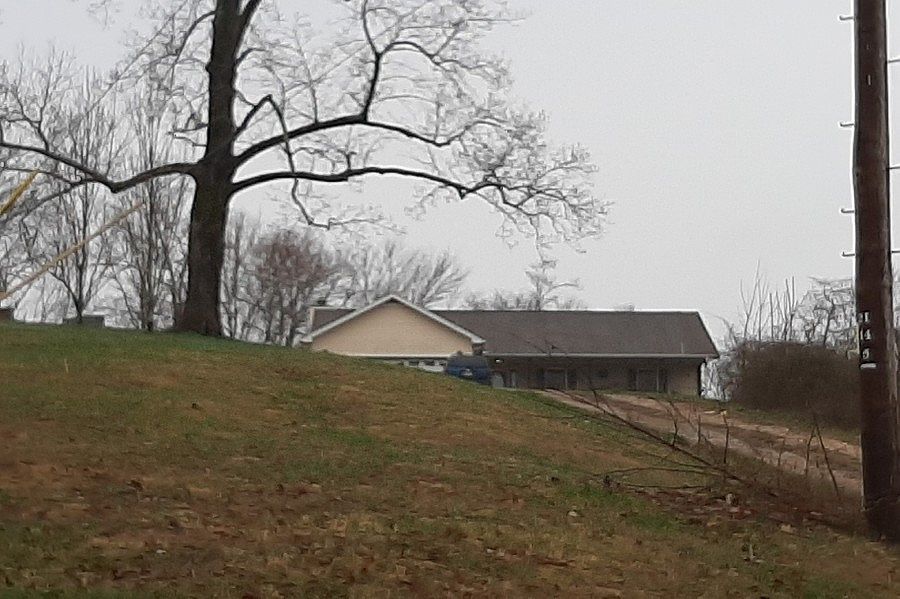 1st image of 1128 Shepardsville Hwy