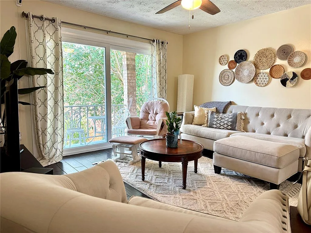 2 bed, 1.0 bath, 1000 sqft, $1,850 — Photo 4