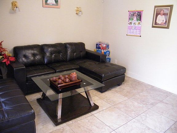 5th image of 406 Landry Dr