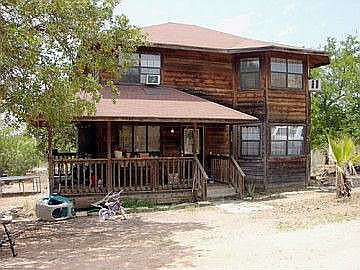2nd image of 708 Maple Ln