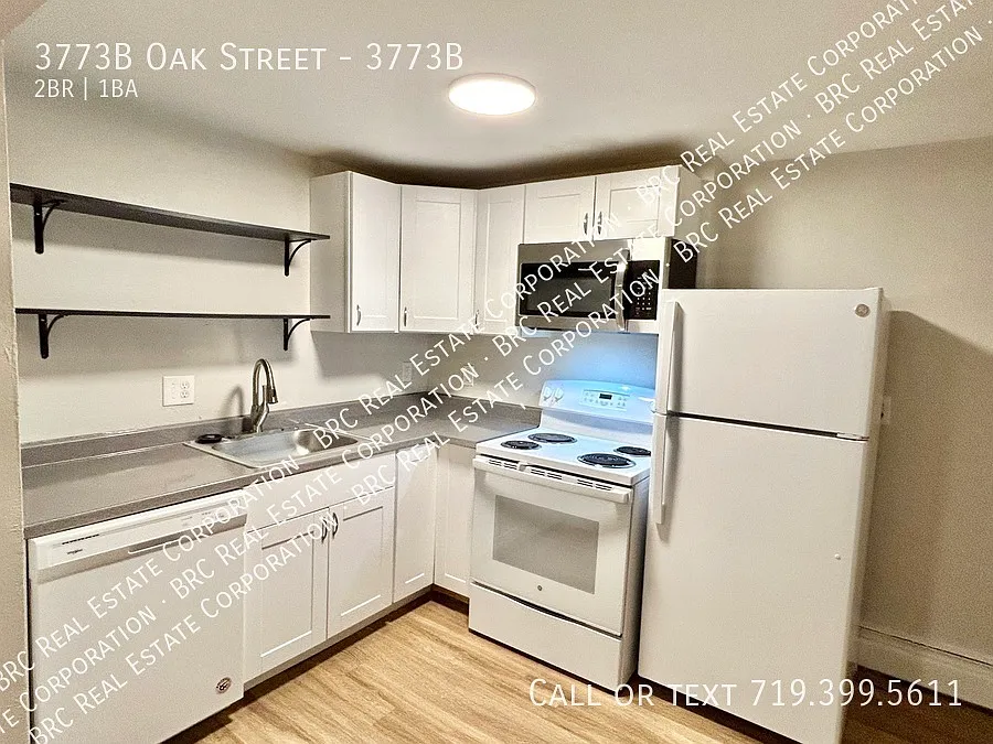 Building Photo - 3773B Oak St #3773B