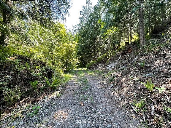 5th image of 6842 San Juan Hill Ln