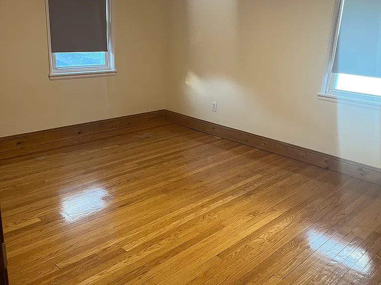 42 Perkins Ave — Photo 10