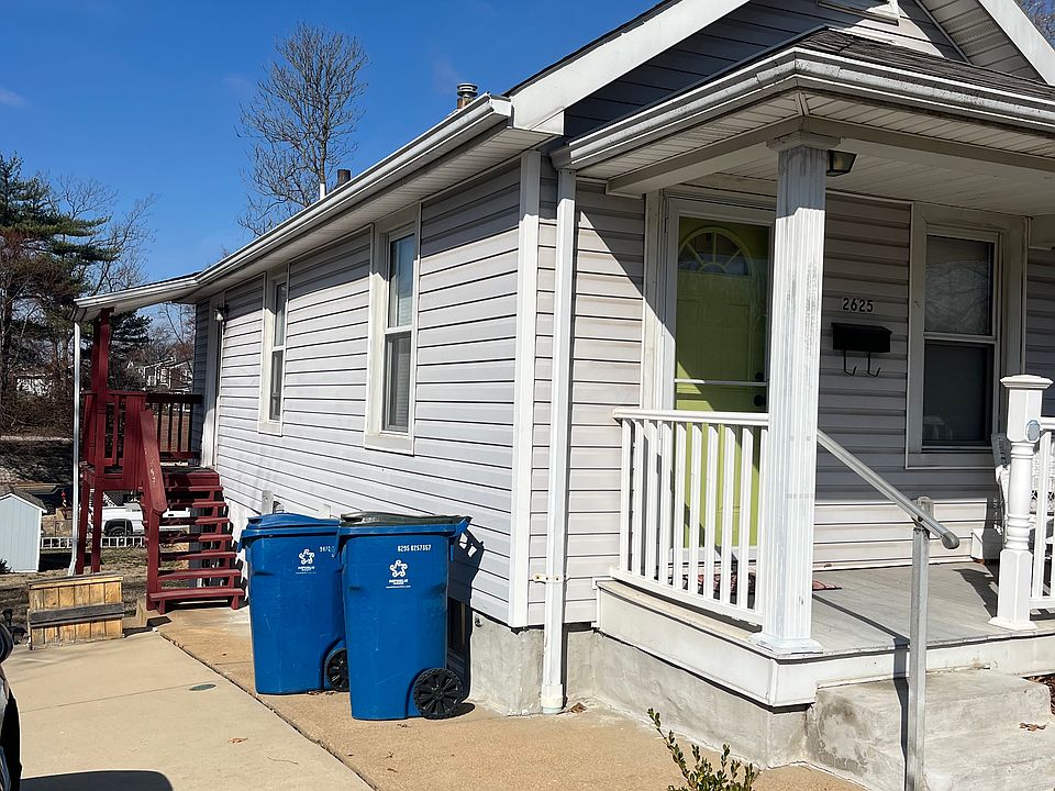 1st image of 2625 Bredell Ave