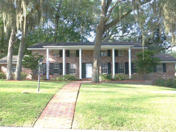 1922 Holly Oaks Ravine Dr