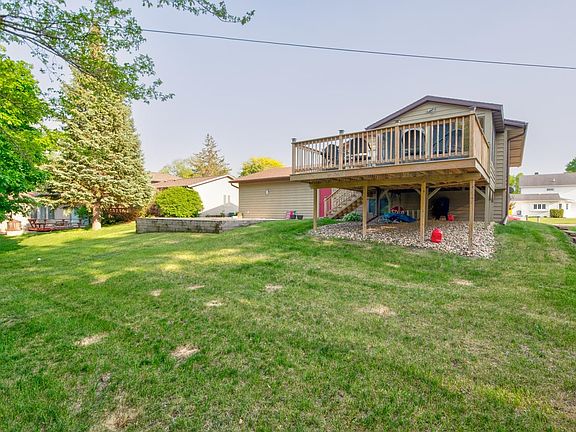 3rd image of 418 27th St