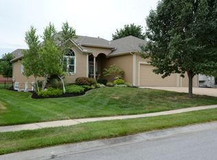8505 W 155th Ter, Overland Park, KS 66223