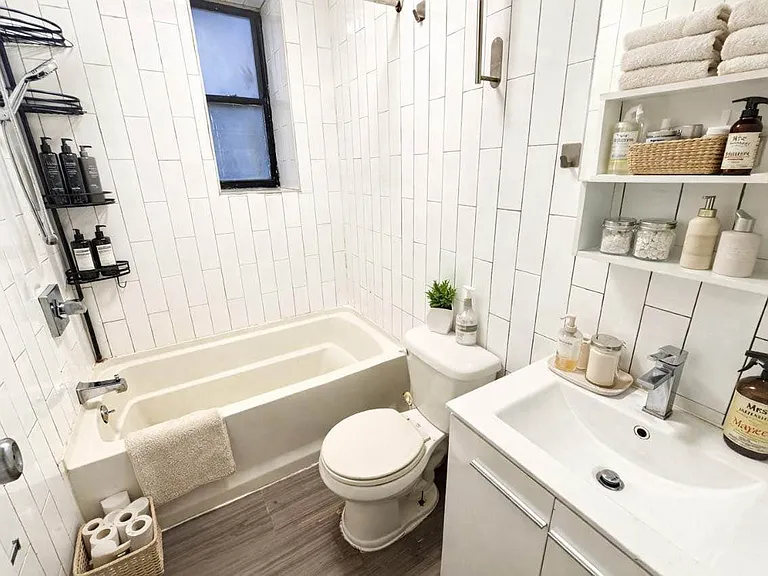 480 Concord Ave #2L — Photo 4