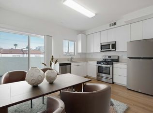 14912 Wyandotte St, Van Nuys, CA 91405