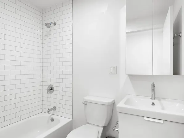 1481 Sterling Place 1A image 4 of 5