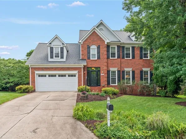 5620 Tradd Dr, Greensboro, NC 27455