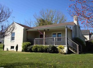 99 Sunset Blvd, Staunton, VA 24401