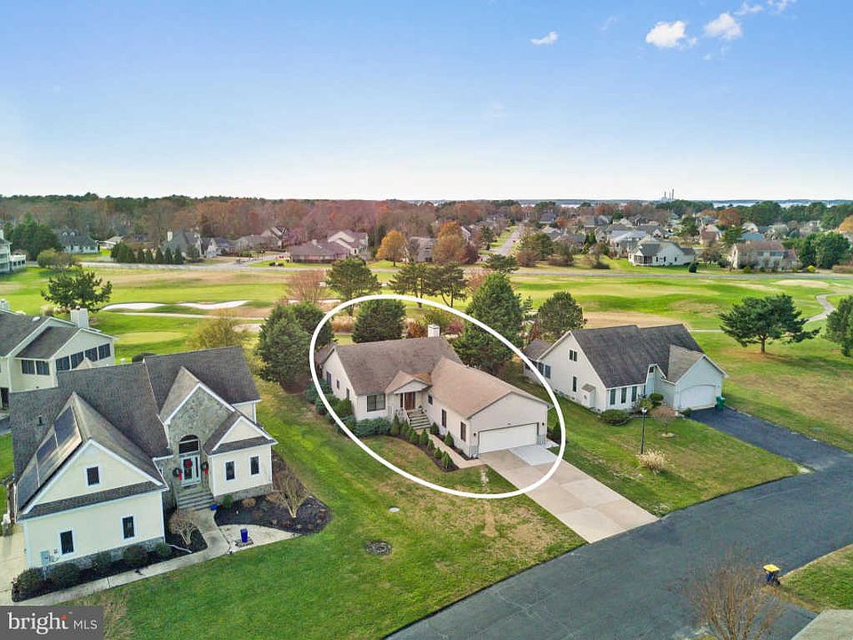1st image of 29384 Turnberry Dr