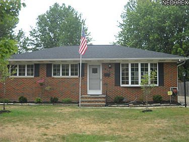 1st image of 217 Maplelawn Dr