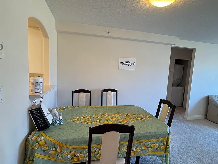 5615 Hampton Pl #402 — Photo 18