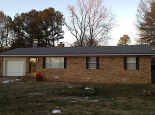 270 Broadwater Ln, Batesville, AR 72501