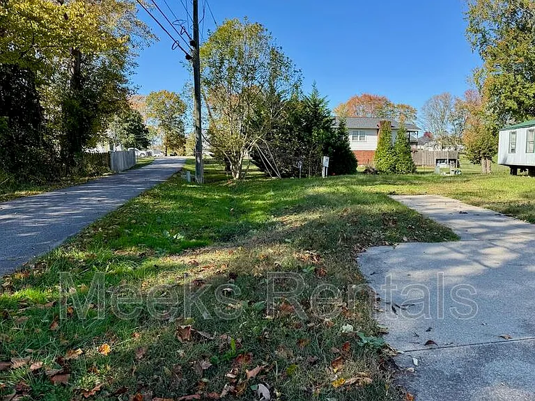 9 Riddle Mobile Home Park — Photo 2