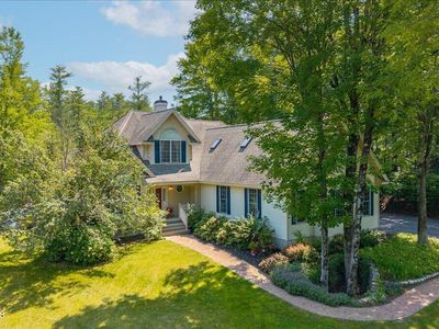 460 Grand Avenue, Saratoga Springs, NY, 12866