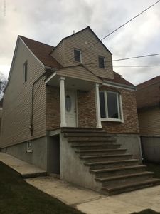 44 Van Buren St, Staten Island, NY, 10301