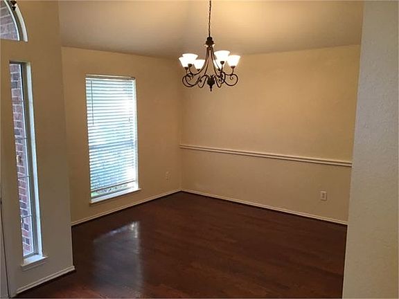 2nd image of 4002 Hudson Dr