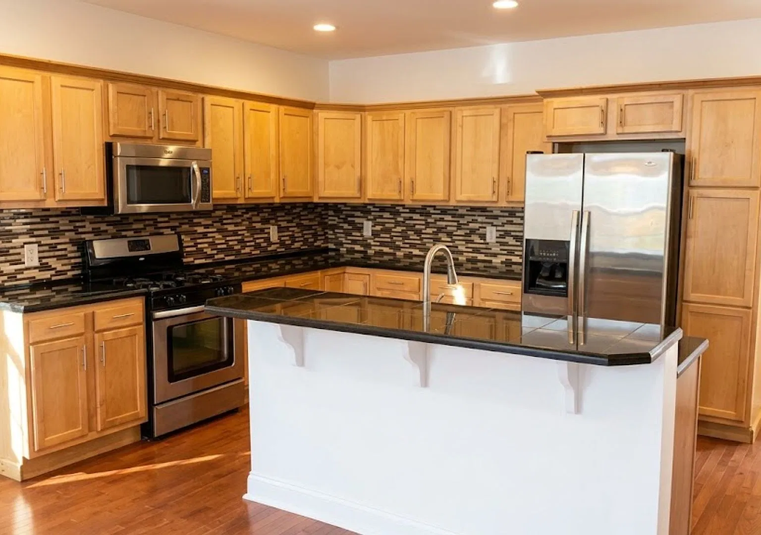 Student Housing - South Side Flats — Photo 1