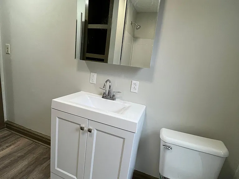 202 Hiland Ave — Photo 8