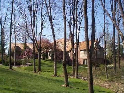 2nd image of 8099 Hunt Club Rd