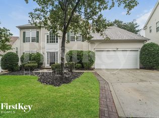 13413 Edgetree Dr, Pineville, NC 28134
