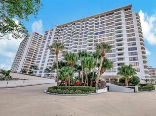 600 Three Islands Blvd APT 808, Hallandale Beach, FL 33009