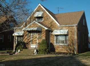 15694 Glenridge Ave, Middleburg Heights, OH 44130