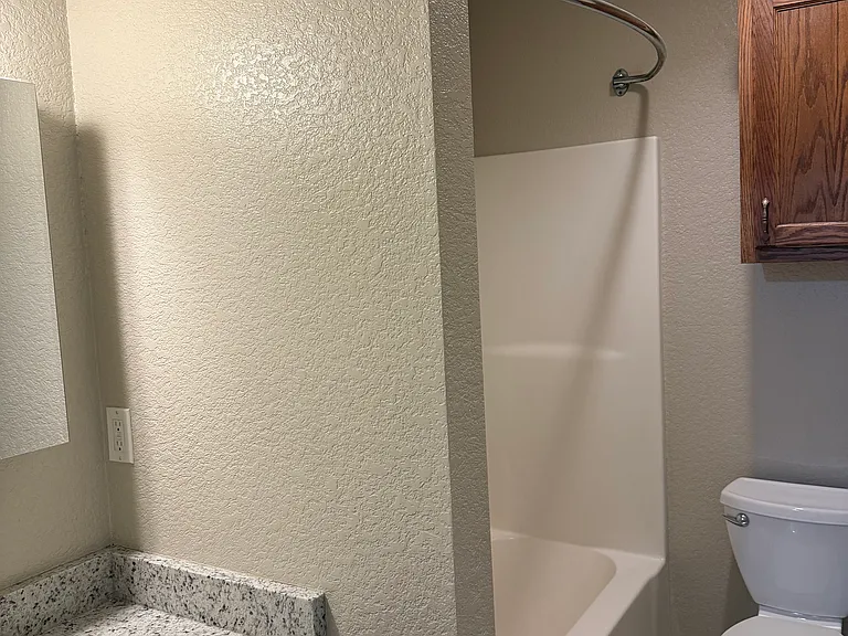 405 E McDonald St #1 — Photo 8
