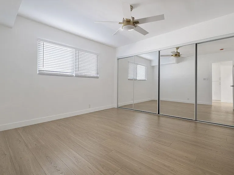 Arlington Square Apartments — Photo 24