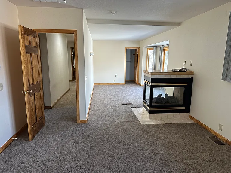 3528 Arcadia Dr — Photo 7