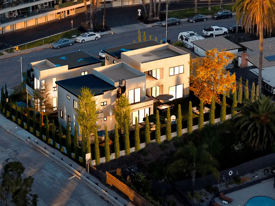1st image of 2936 Fairfield St #2946