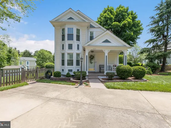 3523 Cornice Pl, Woodbridge, VA 22192