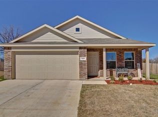 1408 Beach Dr, Azle, TX 76020