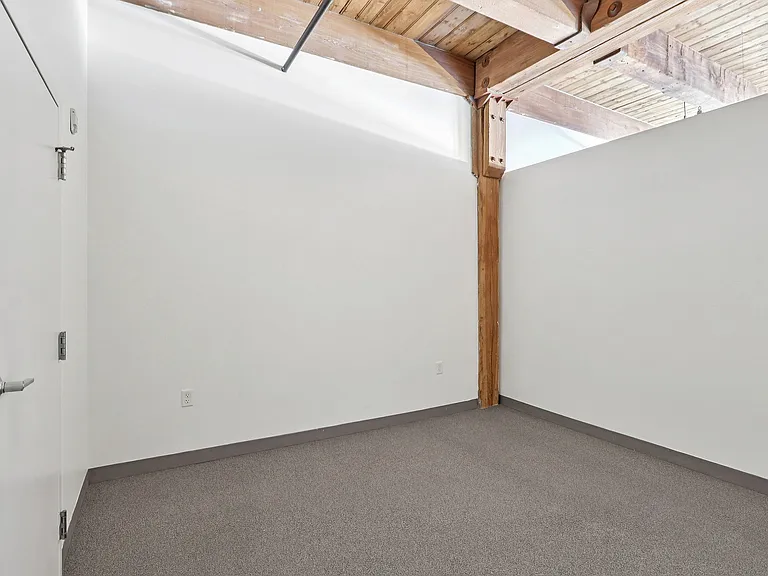381 Congress Lofts — Photo 14