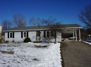 709 Picnic Ln, Selinsgrove, PA 17870