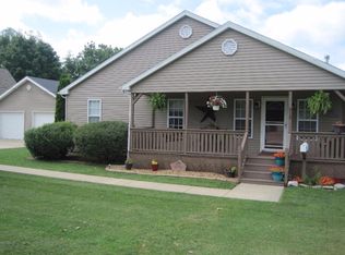 212 Connecticut Ave, Westville, IL