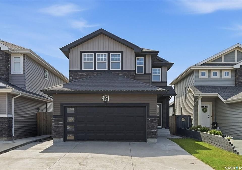 1st image of 451 Veltkamp CRESCENT