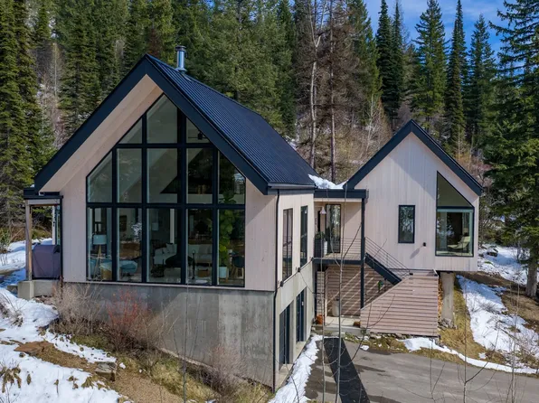 15 Glades Cres, Whitefish, MT 59937