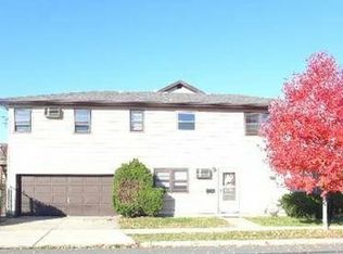 601 1st St, Lyndhurst, NJ 07071
