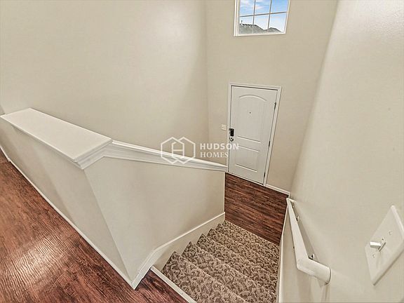 3rd image of 1606 Samantha Ln