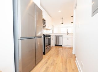 1401 N Mohawk St #2F, Chicago, IL 60610