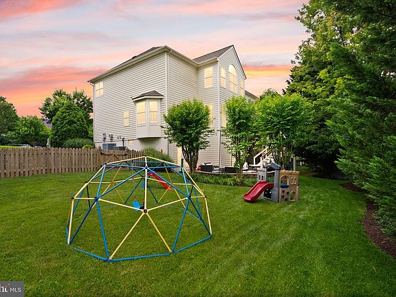 4th image of 5397 Cedarville Ct